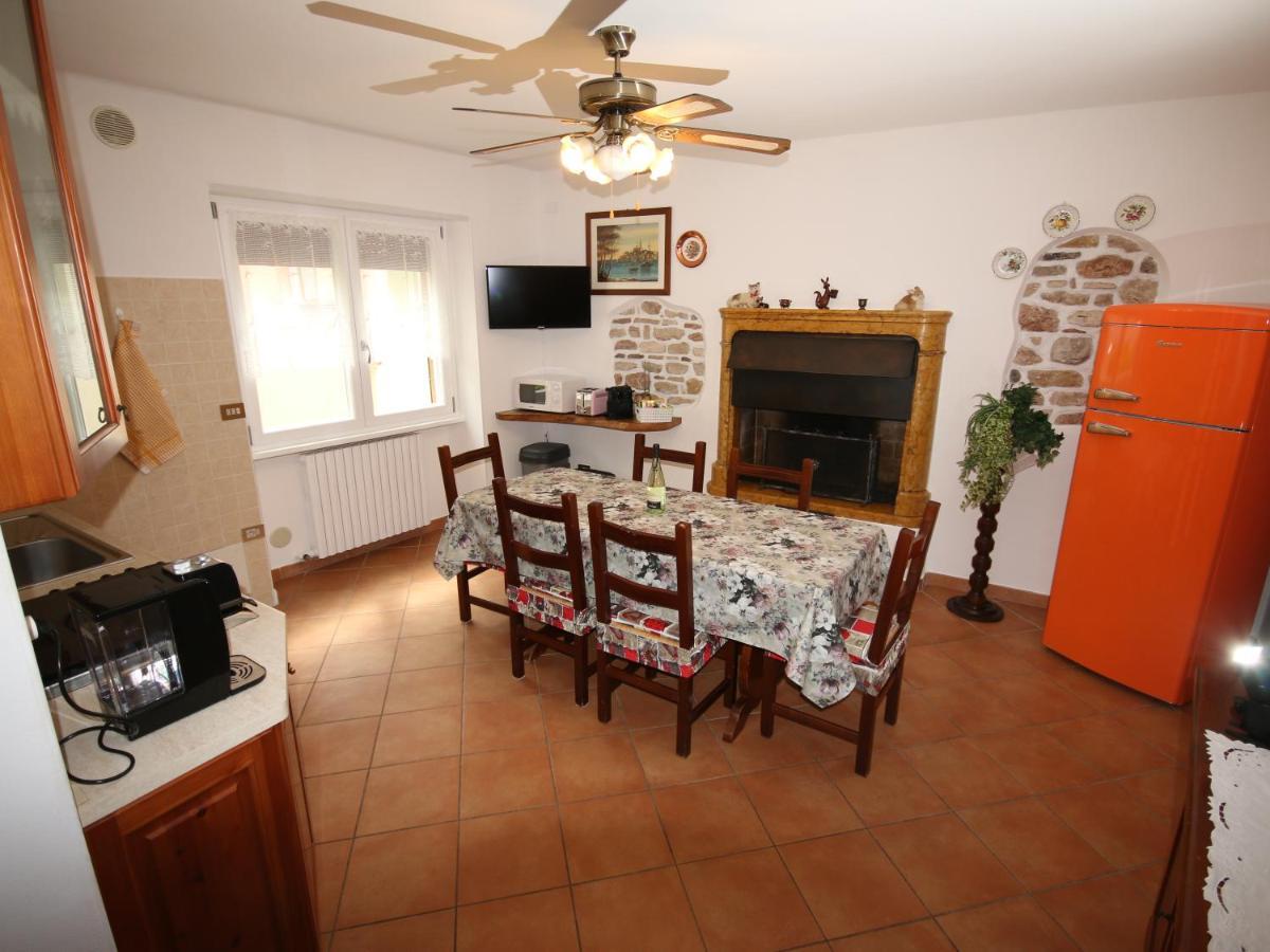 Villa Casa Angelo Torri Del Benaco Esterno foto