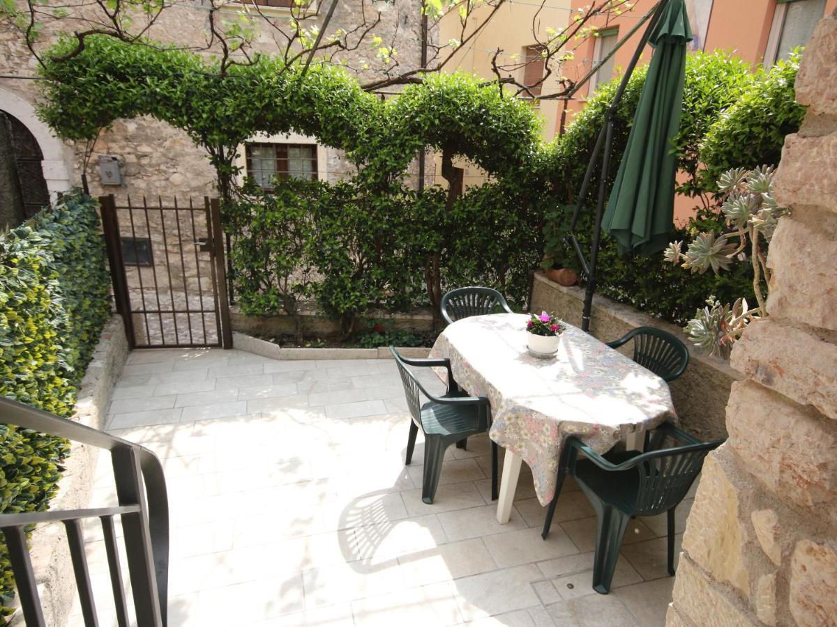 Villa Casa Angelo Torri Del Benaco Esterno foto